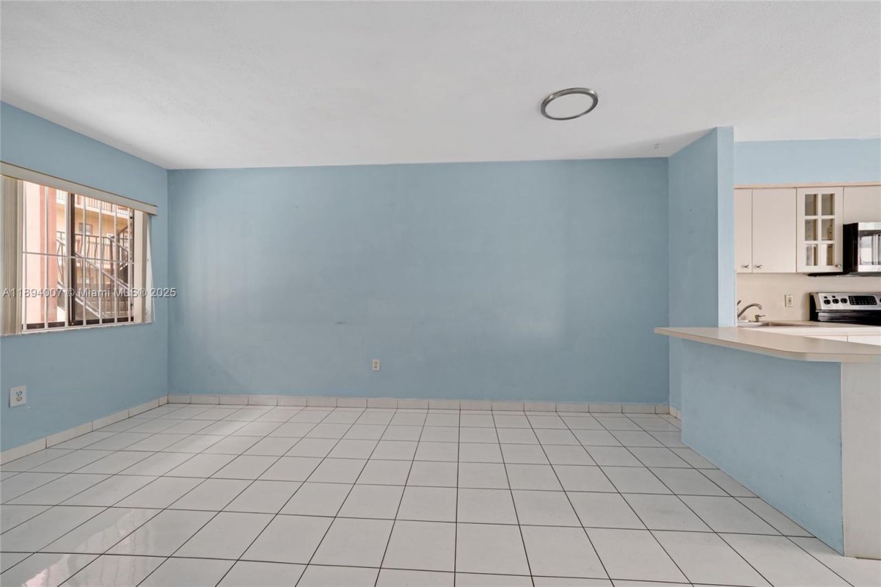 5490 W 21st Ct, Unit 112, Hialeah, FL 33016 Photo