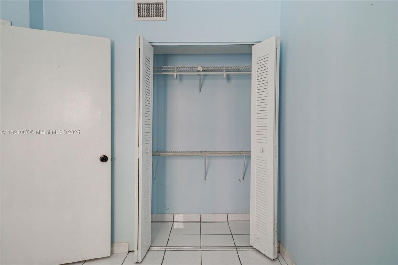 5490 W 21st Ct, Unit 112, Hialeah, FL 33016 Photo