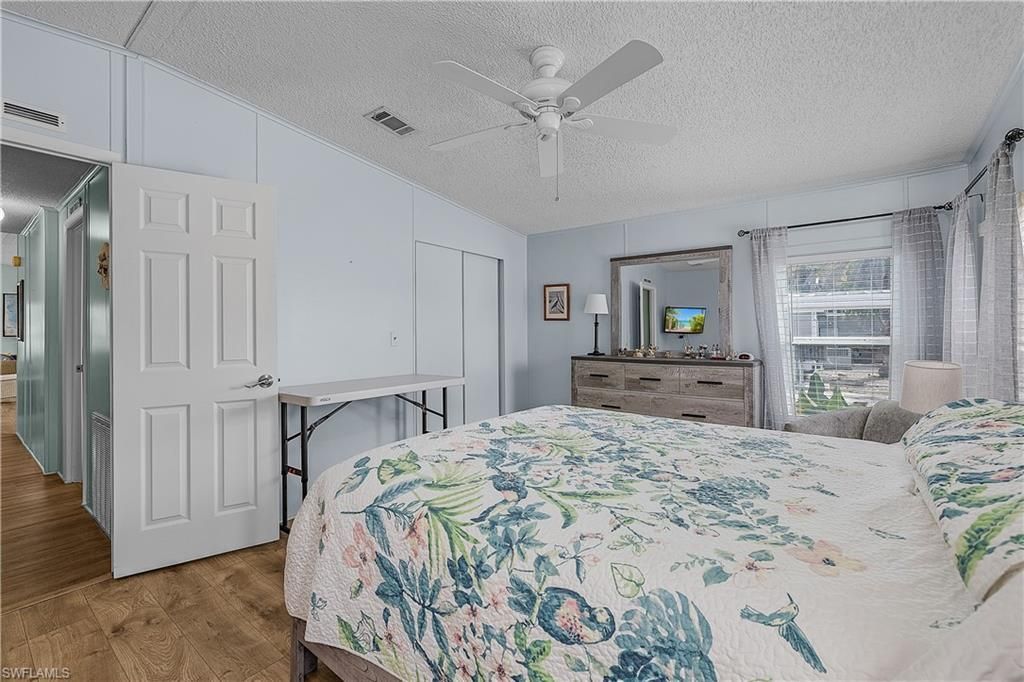 4919 Mullette Ln, Saint James City, FL 33956 Photo