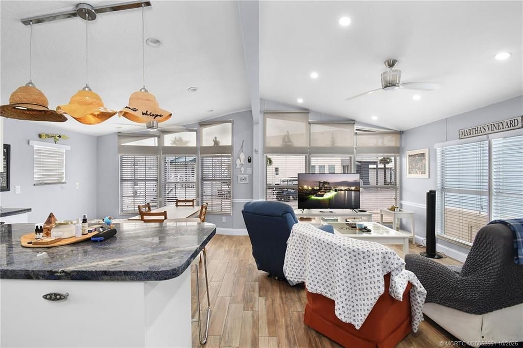 10701 S Ocean Drive, Unit 867, Jensen Beach, FL 34957 Photo