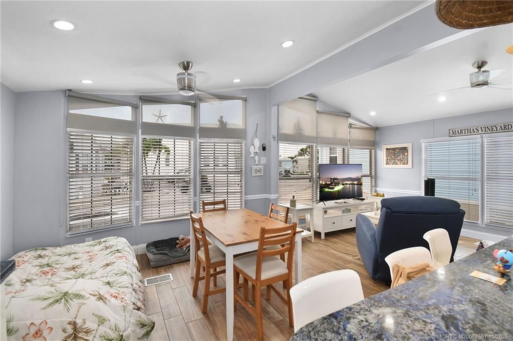 10701 S Ocean Drive, Unit 867, Jensen Beach, FL 34957 Photo