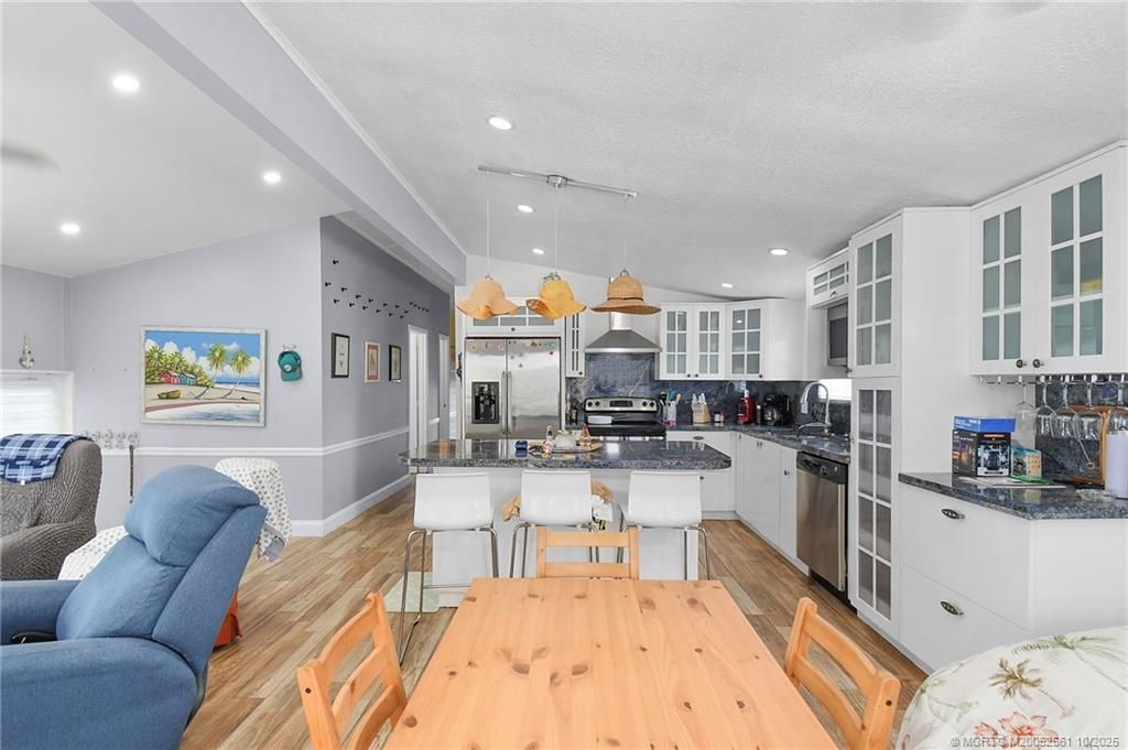 10701 S Ocean Drive, Unit 867, Jensen Beach, FL 34957 Photo