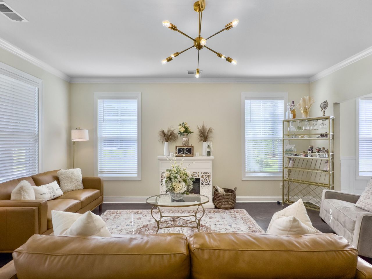 547 Pontoon Road Photo 11