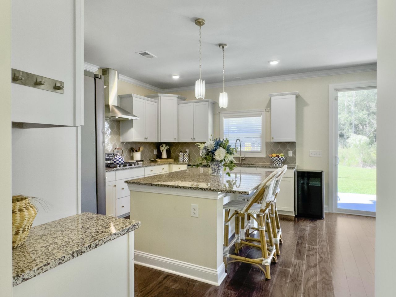 547 Pontoon Road Photo 25