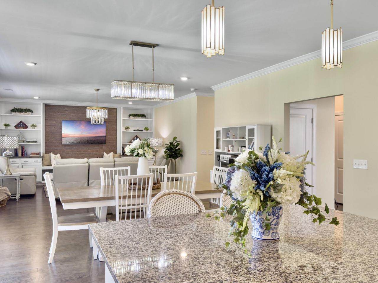 547 Pontoon Road Photo 34