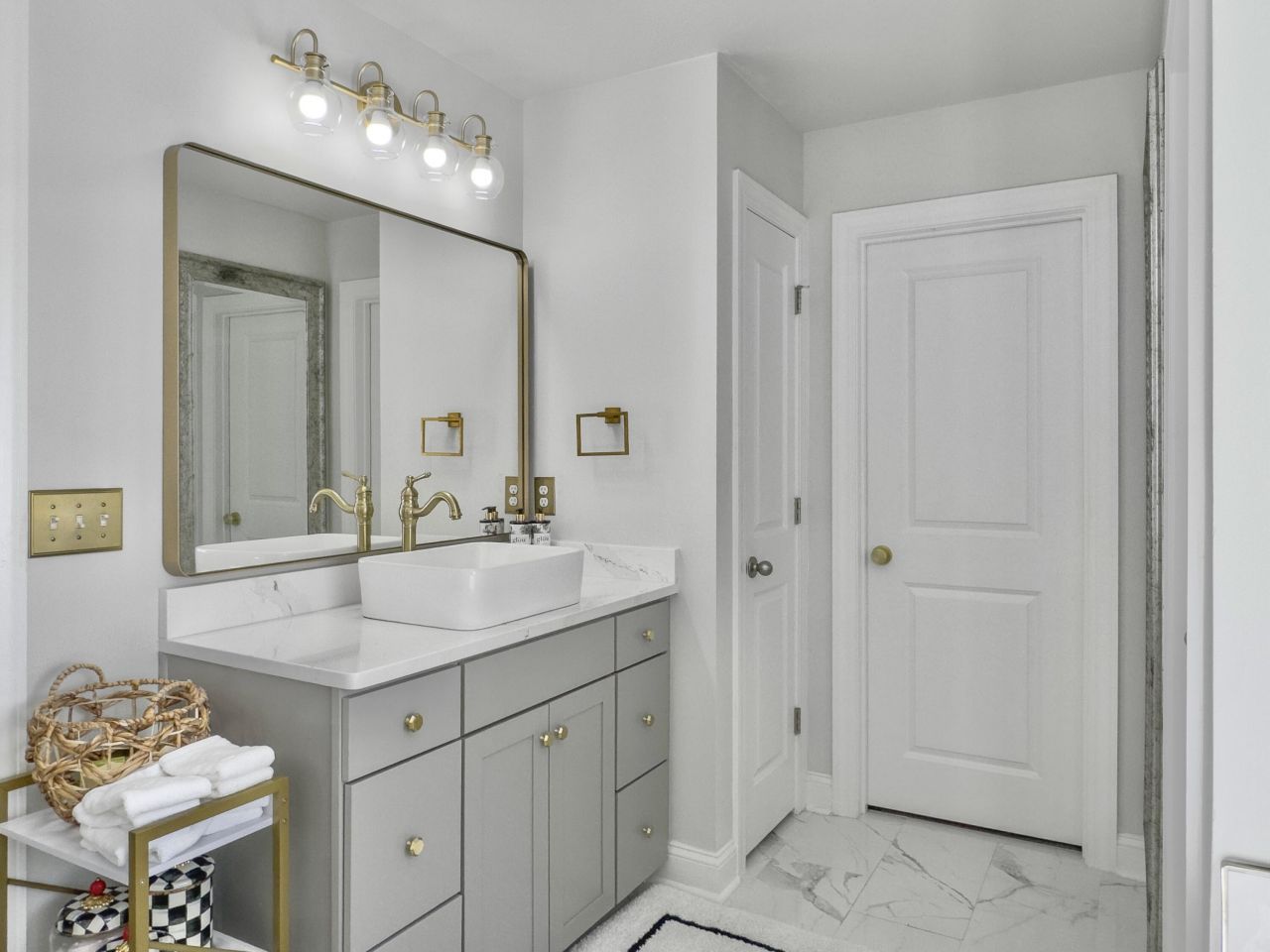 547 Pontoon Road Photo 81