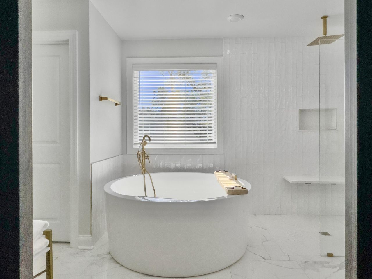 547 Pontoon Road Photo 82