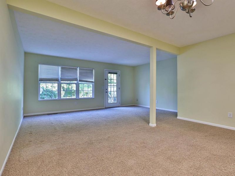 7576 Lake Pointe, Hamilton Twp, OH 45039 Photo 12