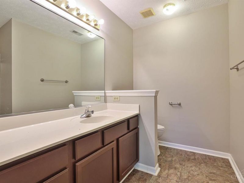 7576 Lake Pointe, Hamilton Twp, OH 45039 Photo 22