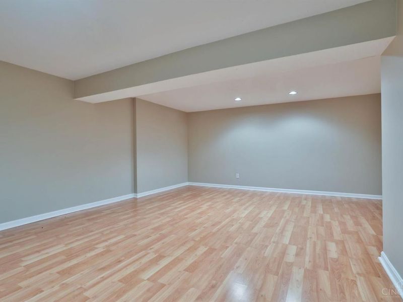 7576 Lake Pointe, Hamilton Twp, OH 45039 Photo 28