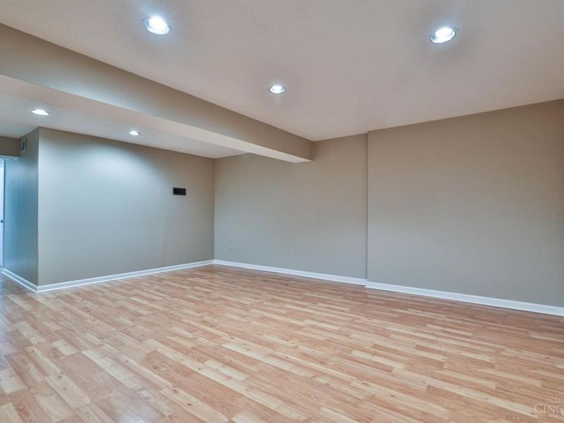 7576 Lake Pointe, Hamilton Twp, OH 45039 Photo 30