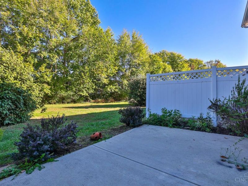 7576 Lake Pointe, Hamilton Twp, OH 45039 Photo 35