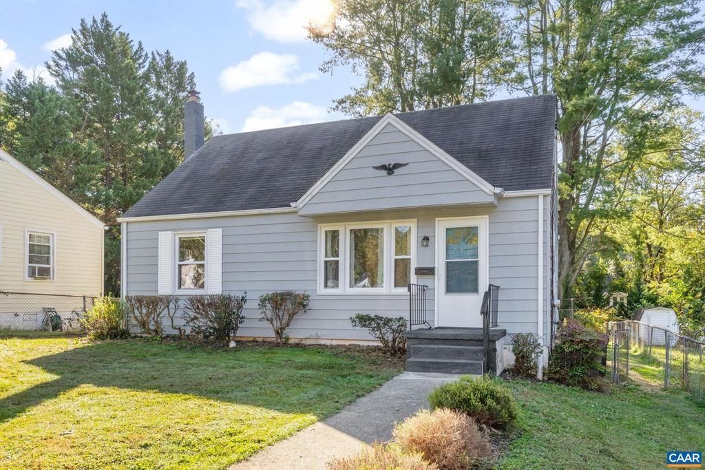 1610 Center Ave, Charlottesville, VA 22903 Main Photo