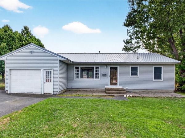 100 E Oneida Street, Baldwinsville, NY 13027