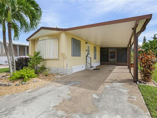 7186 Ladyfish DR, ST. JAMES CITY, FL 33956