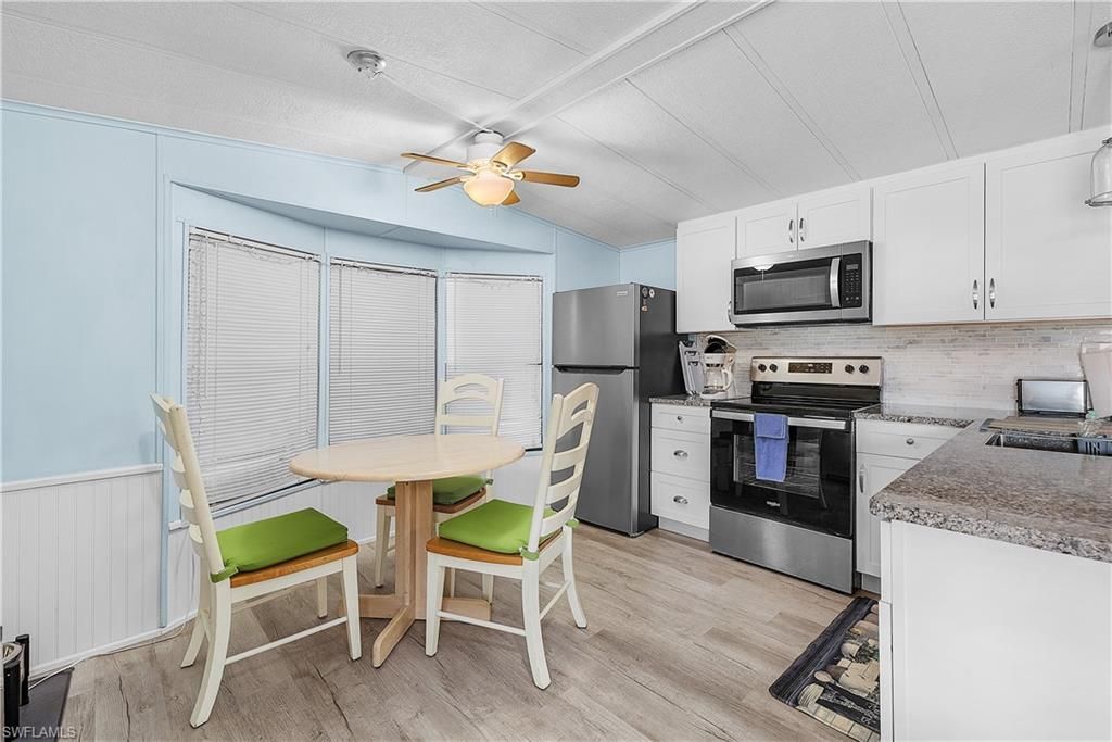 7186 Ladyfish Dr, Saint James City, FL 33956 Photo