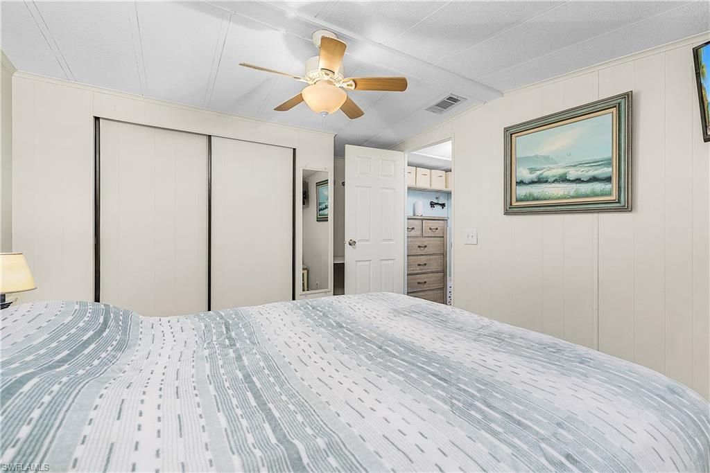 7186 Ladyfish Dr, Saint James City, FL 33956 Photo