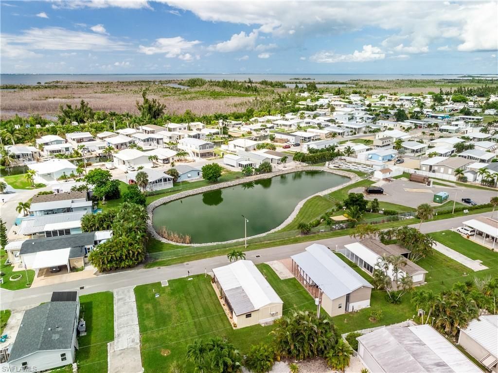 7186 Ladyfish Dr, Saint James City, FL 33956 Photo