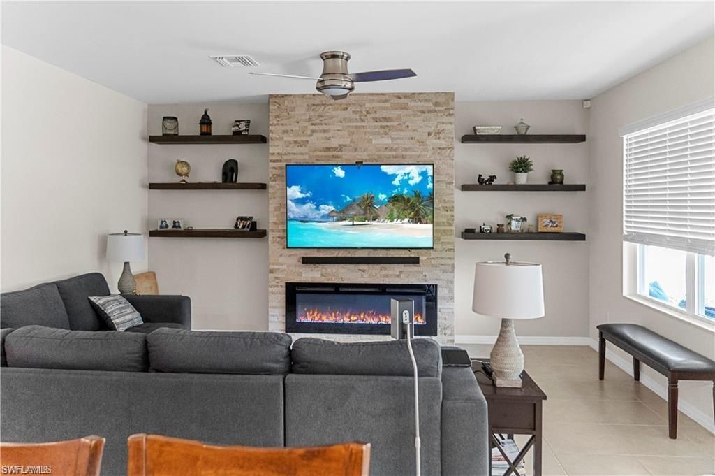 8880 Cascade Price Cir, North Fort Myers, FL 33917 Photo