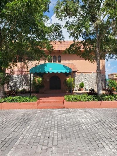 620 Tennis Club Drive, Unit 111, Fort Lauderdale, FL 33311 Photo