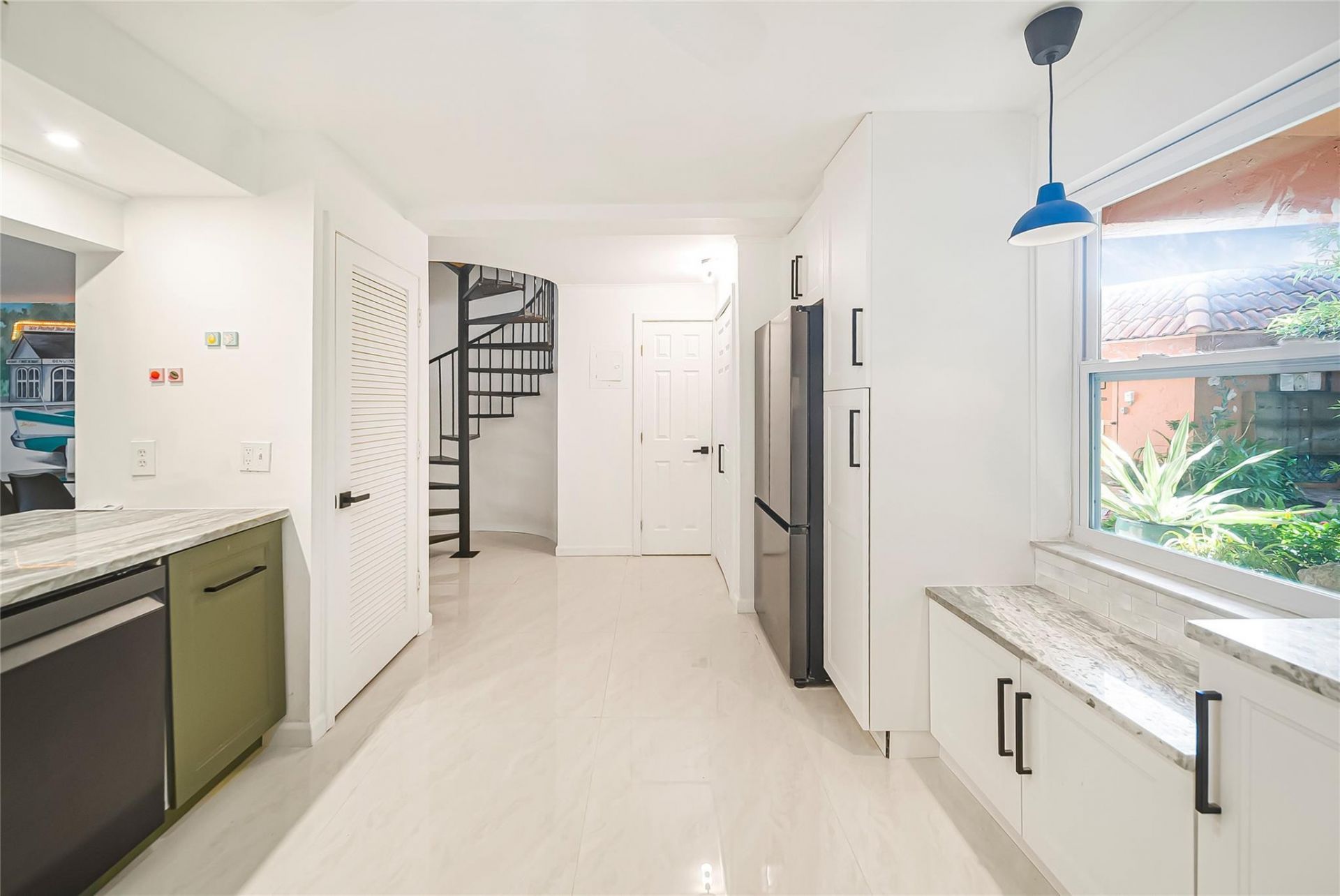 620 Tennis Club Dr, Unit 111, Fort Lauderdale, FL 33311 Photo