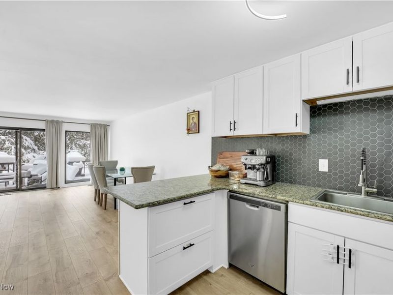 6826 Old Royalton Road, Unit 2, Brecksville, OH 44141 Photo 14