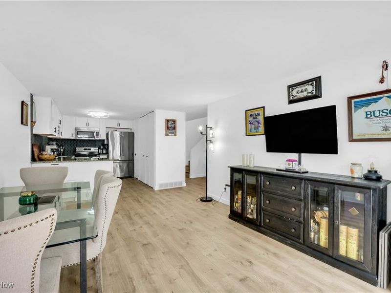 6826 Old Royalton Road, Unit 2, Brecksville, OH 44141 Photo 21