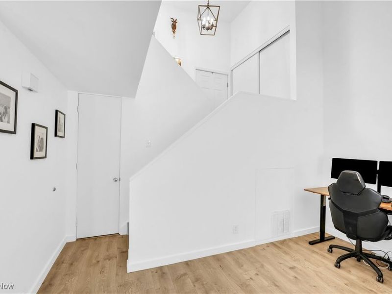 6826 Old Royalton Road, Unit 2, Brecksville, OH 44141 Photo 22