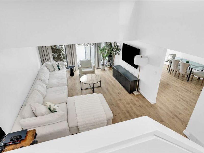 6826 Old Royalton Road, Unit 2, Brecksville, OH 44141 Photo 3