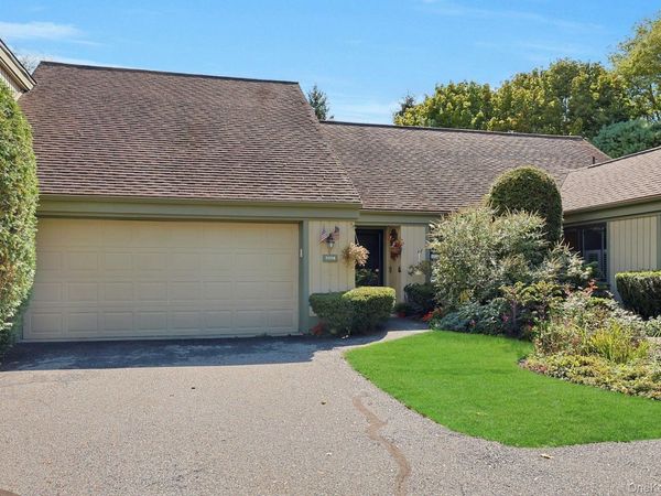 593B Heritage Hills, Somers, NY 10589