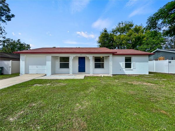1811 LOWRY AVENUE, LAKELAND, FL 33801
