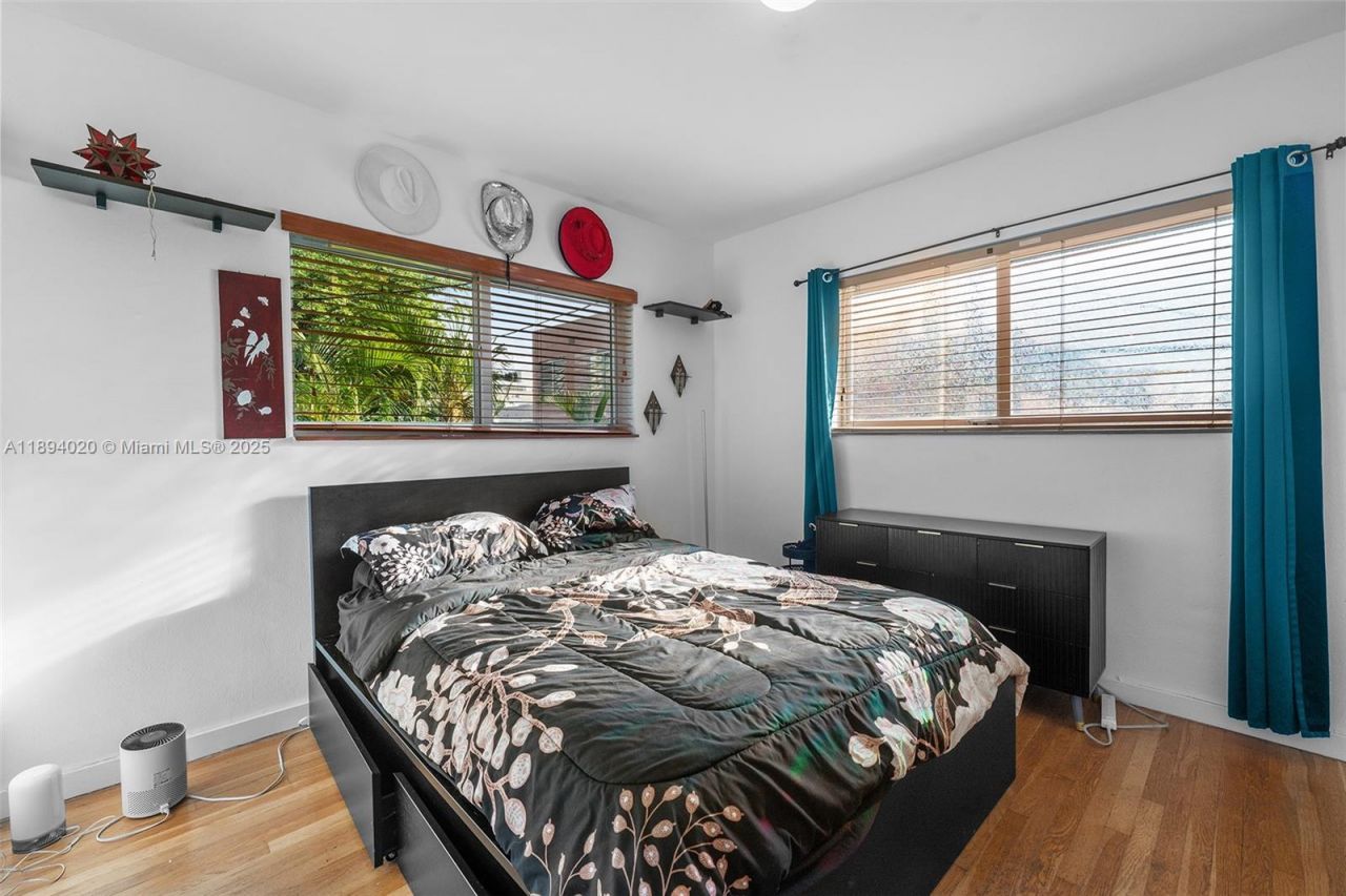 1515 West Ave, Unit 12, Miami Beach, FL 33139 Photo