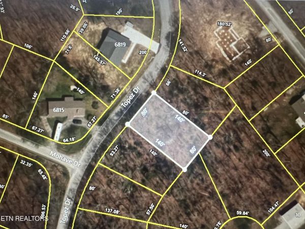 6816 Topez Drive, Crossville, TN 38572