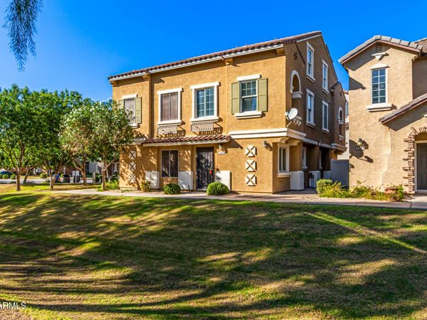 1345 S OWL Drive, Gilbert, AZ 85296