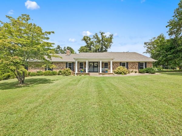 1050 Oaklawn Drive, Cookeville, TN 38501