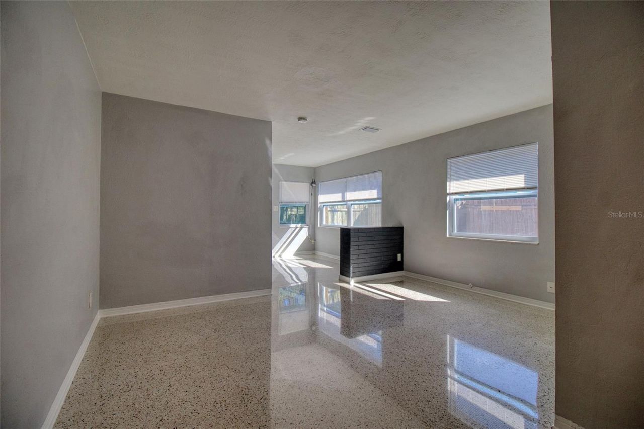 634 15 Avenue S, Saint Petersburg, FL 33701 Photo