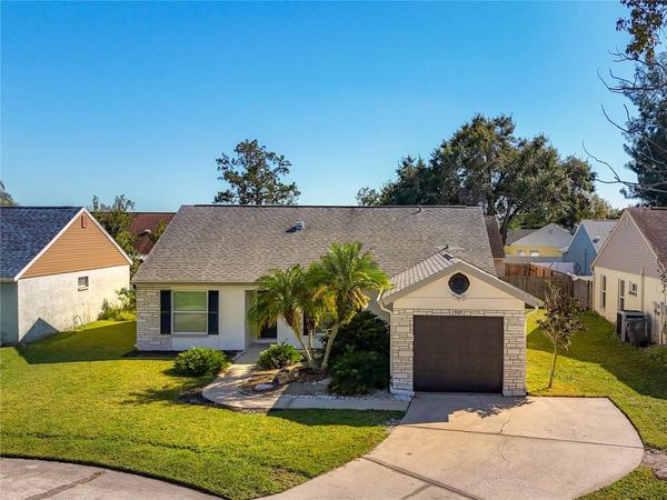 1909 CASTLE BAY COURT, OLDSMAR, FL 34677