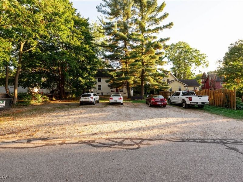 242 W Highland Avenue, Ravenna, OH 44266 Photo 3