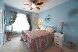 209 Golden Oaks Dr. photo 4