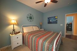 209 Golden Oaks Dr. photo 4