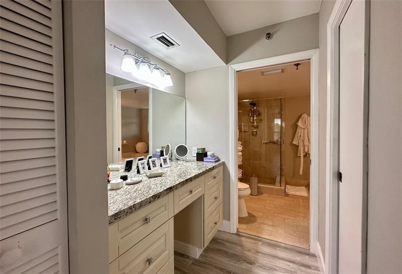 7582 NE Regency Lake Drive, Unit 301, Boca Raton, FL 33433 Photo
