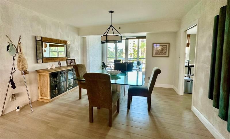 7582 NE Regency Lake Drive, Unit 301, Boca Raton, FL 33433 Photo