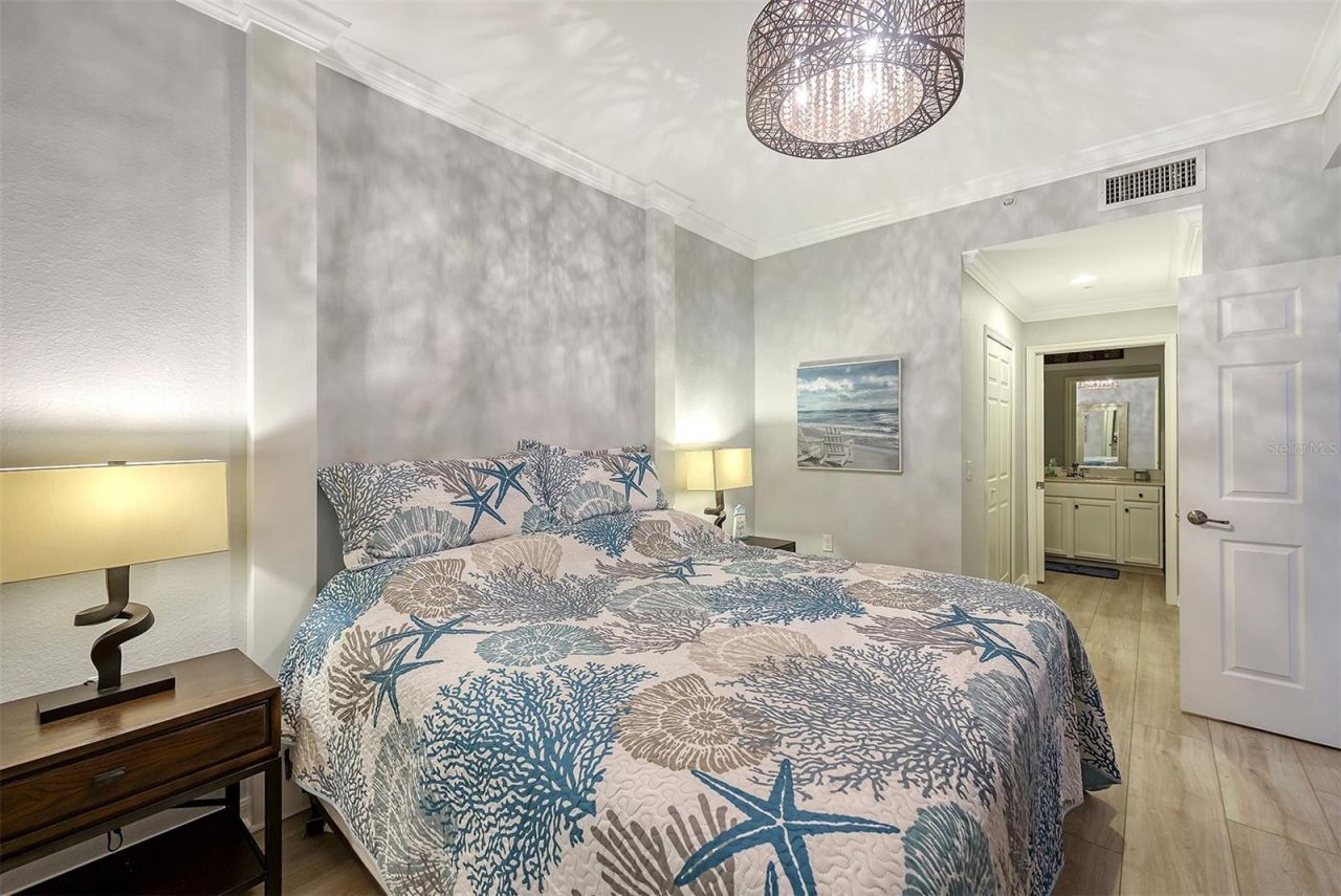 7121 River Hammock Drive, Unit 302, Bradenton, FL 34212 Photo