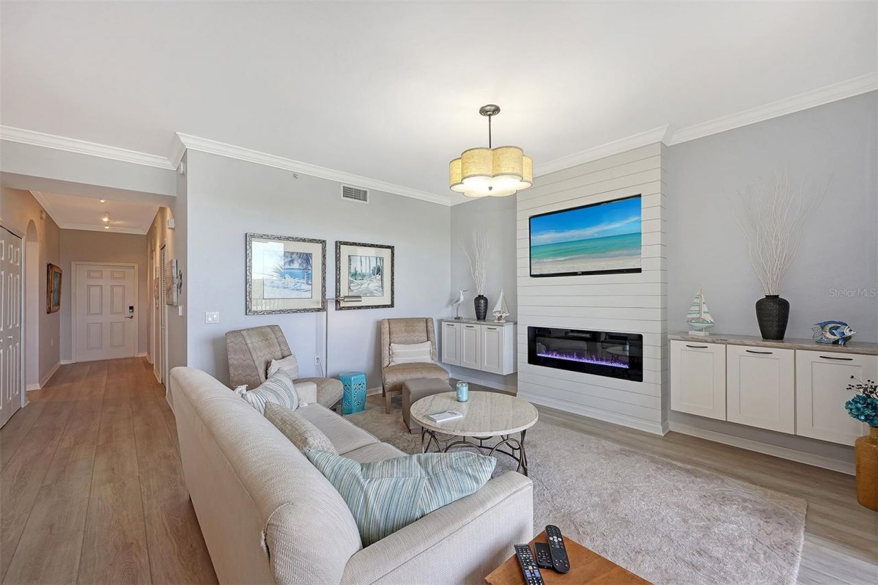 7121 River Hammock Drive, Unit 302, Bradenton, FL 34212 Photo