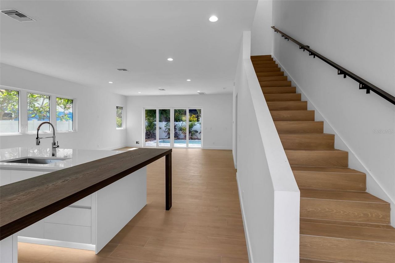 2516 Browning Street, Sarasota, FL 34237 Photo