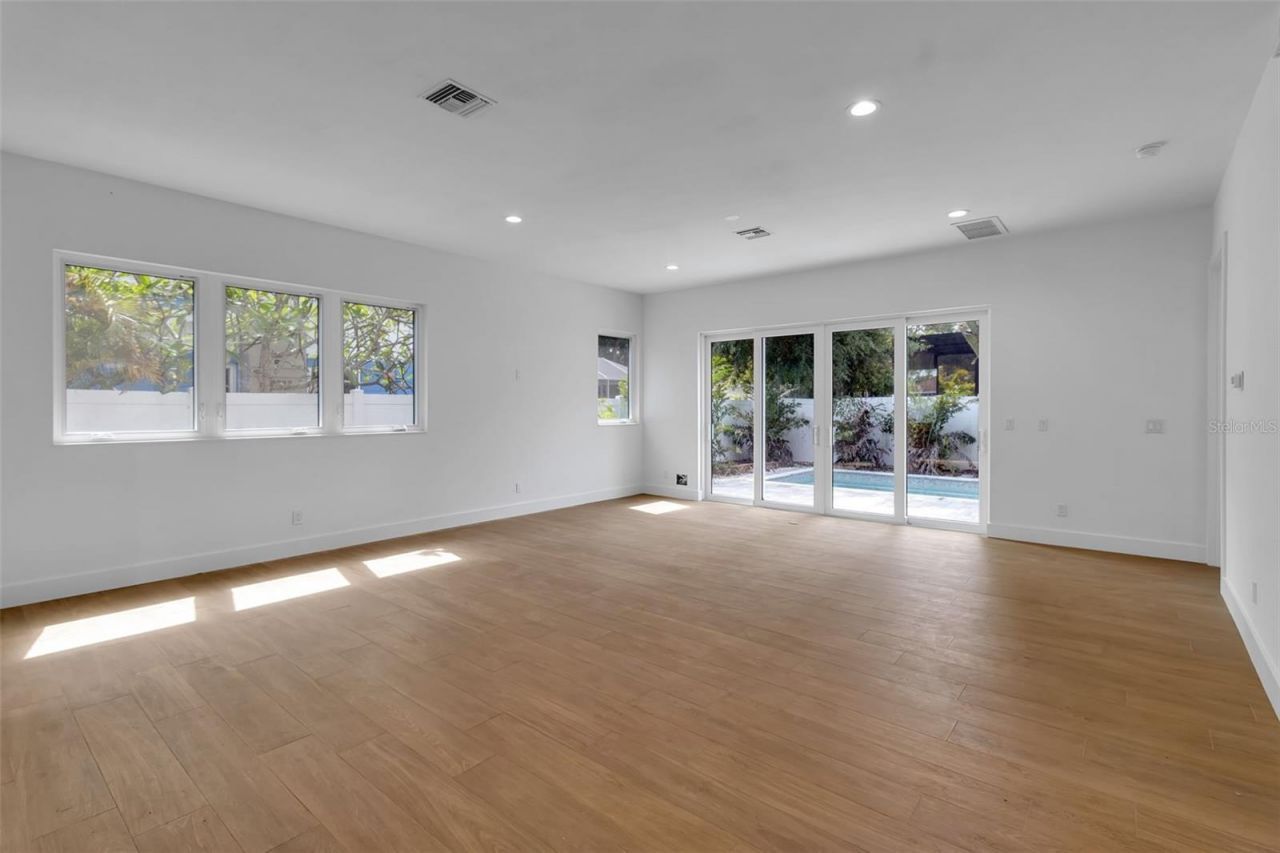 2516 Browning Street, Sarasota, FL 34237 Photo