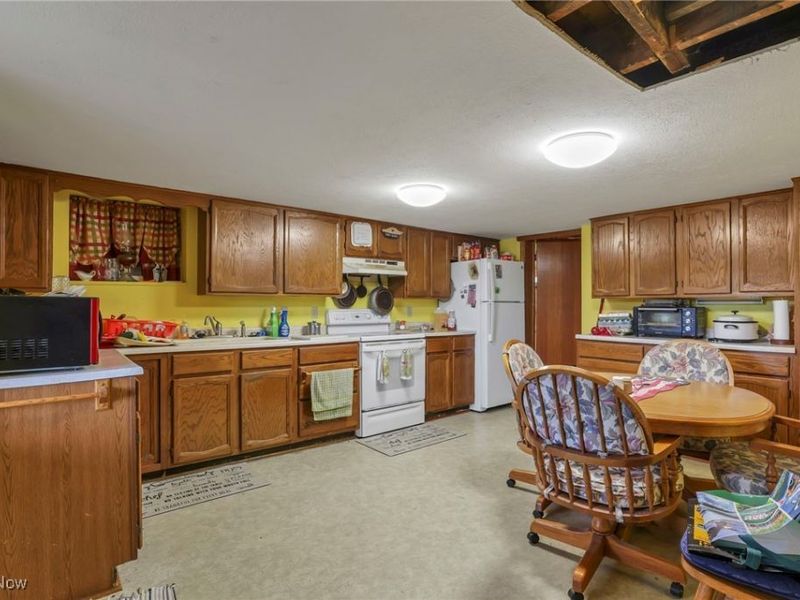 13929 Old Glory Road, Lore City, OH 43755 Photo 18