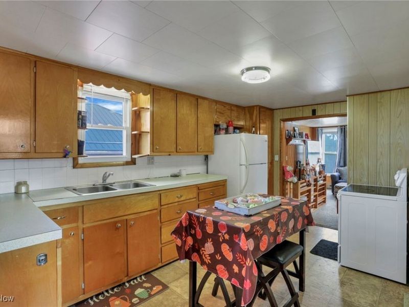 13929 Old Glory Road, Lore City, OH 43755 Photo 38