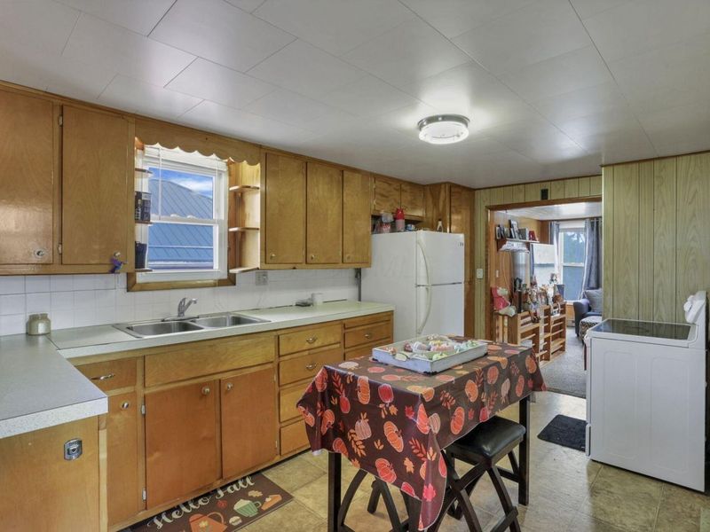 13929 Old Glory Road, Lore City, OH 43755 Photo 33