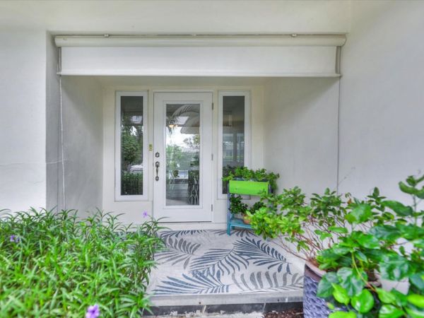 930 Lindgren Blvd, Sanibel, FL 33957